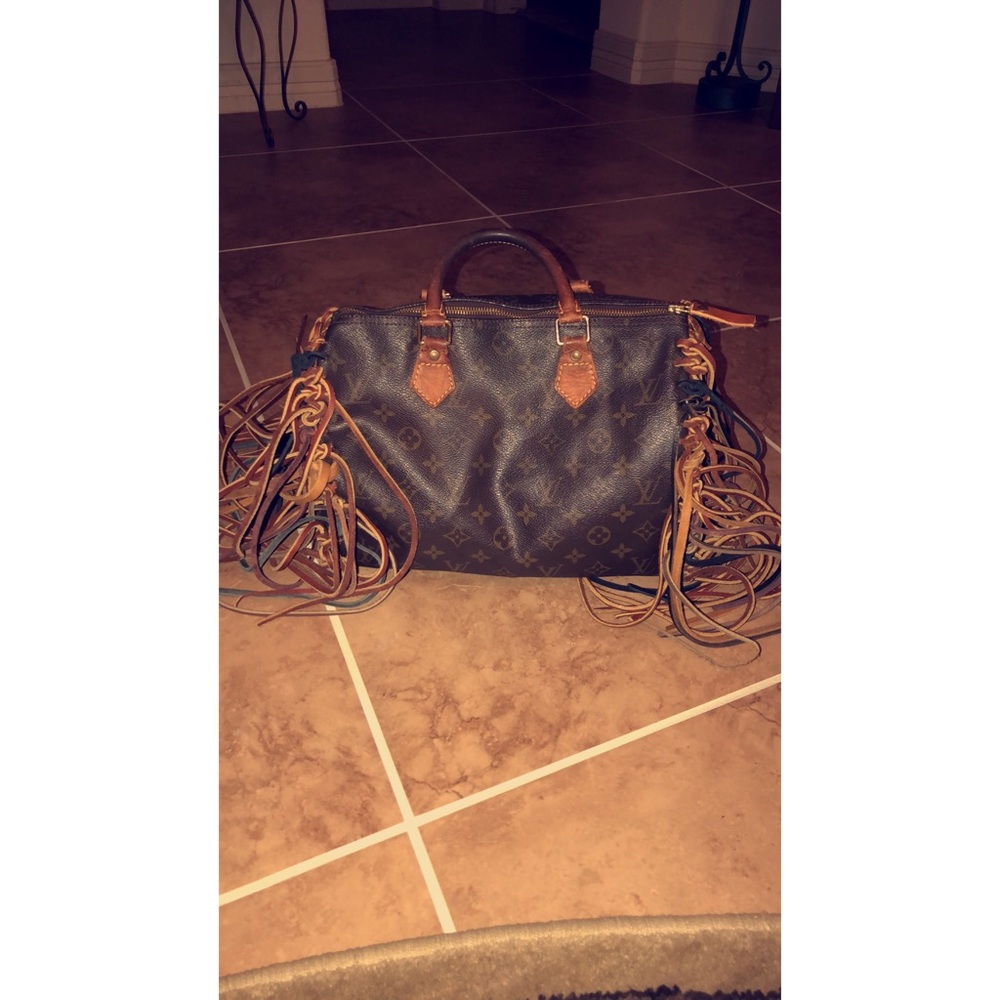 Authentic Louis Vuitton Speedy 30 Fringe